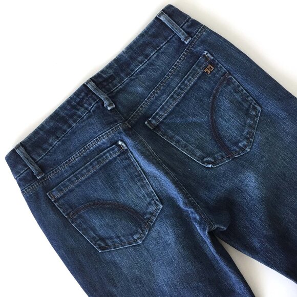 Joe's Jeans Visionaire in Camille Wash Boot Leg Cut in Med Blue. - Picture 4 of 13